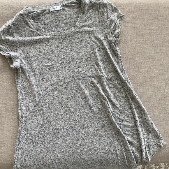 ✨HOST PICK✨XS Thyme Maternity Top bundle - Picture 6 of 6